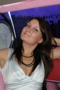 Yana Shel